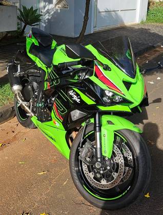 KAWASAKI NINJA ZX-6R 
